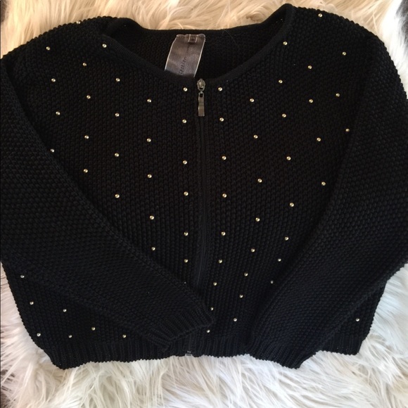 Sweater - Picture 3 of 3